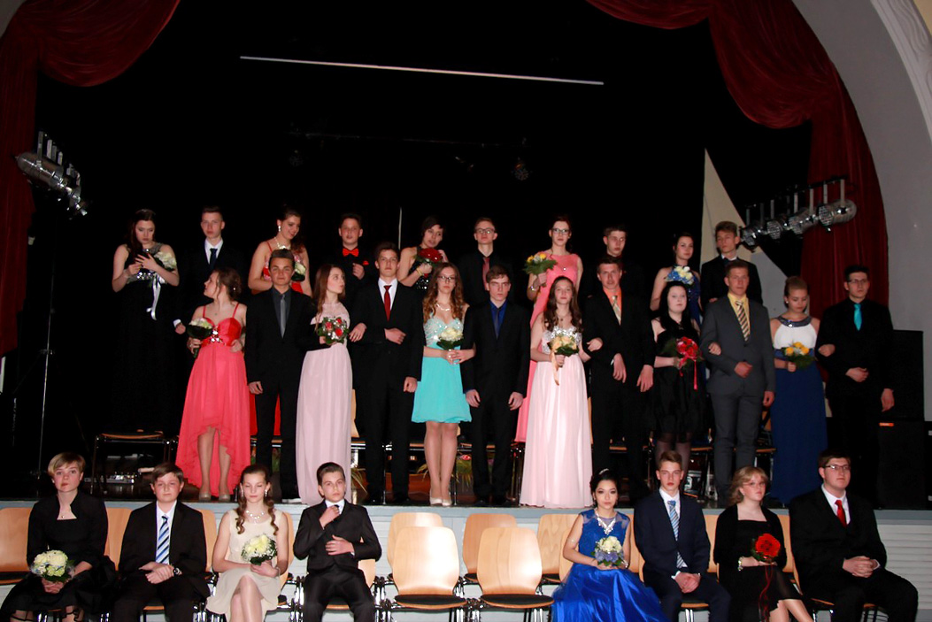 Fotos dieser Veranstaltung: Abschlussball April Hofecker Münster Mittelschule Oberkotzau