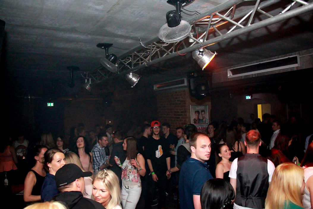 Fotos dieser Veranstaltung: House vs. Black Birthday Bash