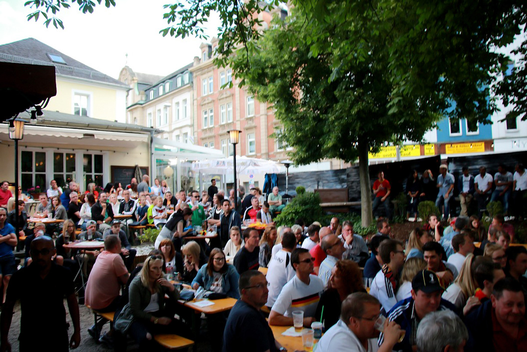 Public Viewing EM Deutschland Slowakei ParkCafe