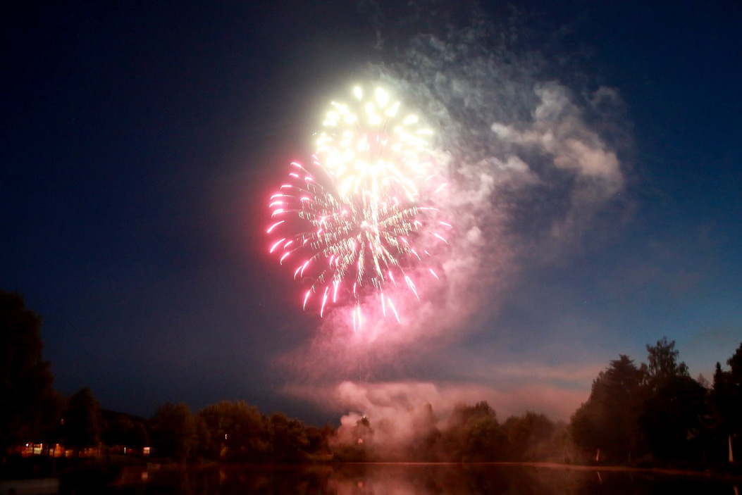 Tauperlitz Seefest Feuerwerk