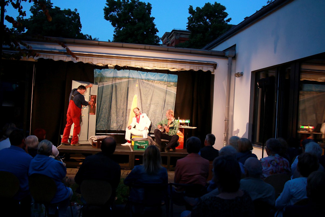 Musiktheater Ka Weiber ka Gschrei Das Baumann  Tag der Franken