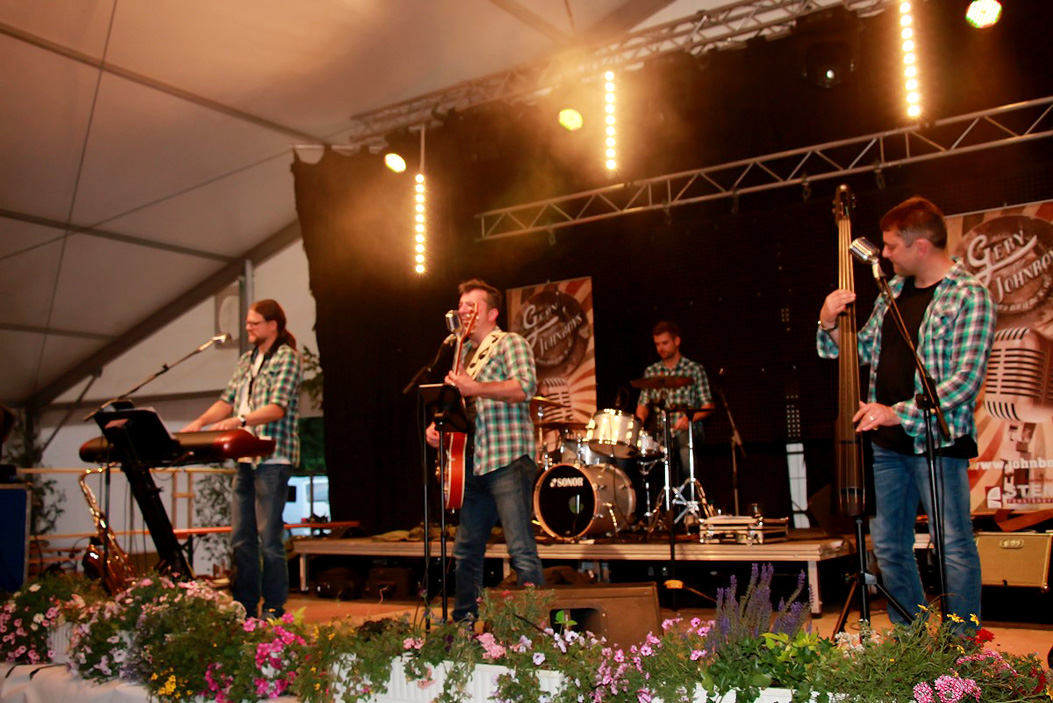 Wiesenfest Münchberg Gery & The Johnboys Christine Set The Scene