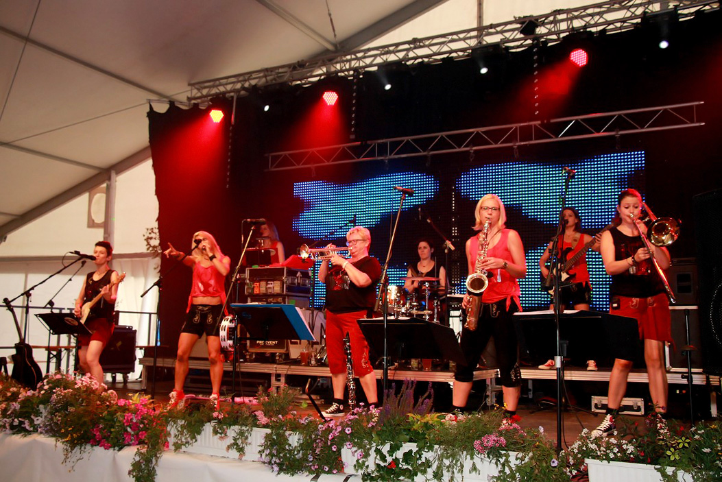 Wiesenfest Isertaler Hexe
