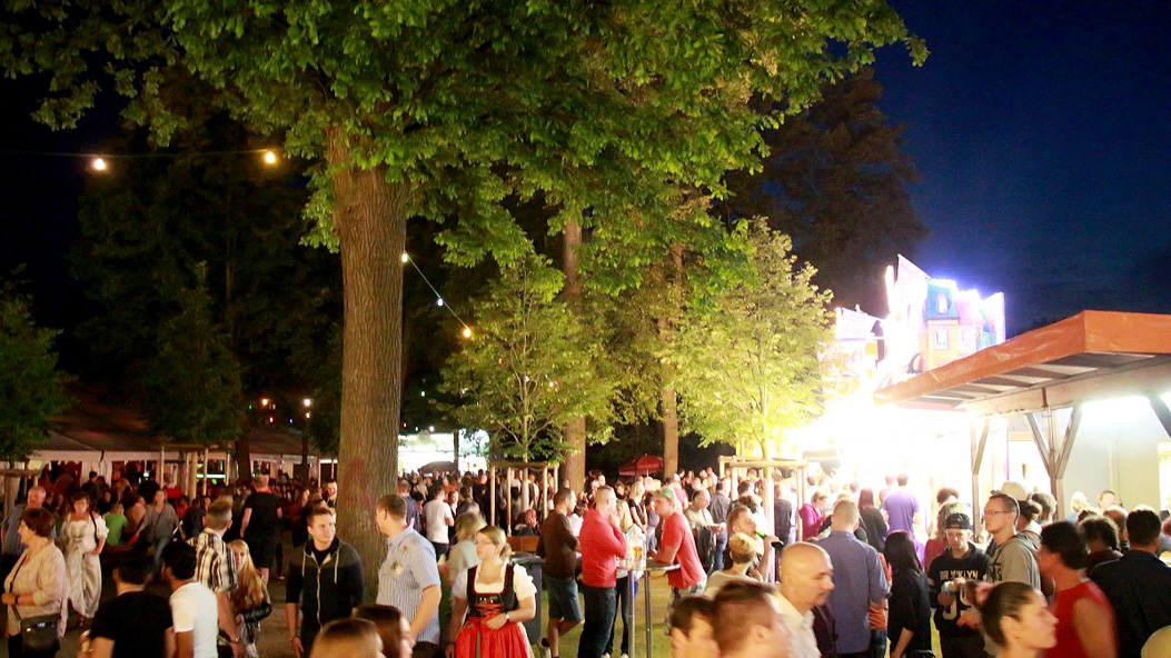 Wiesenfest Selbitz mit Stieflziacha Showband