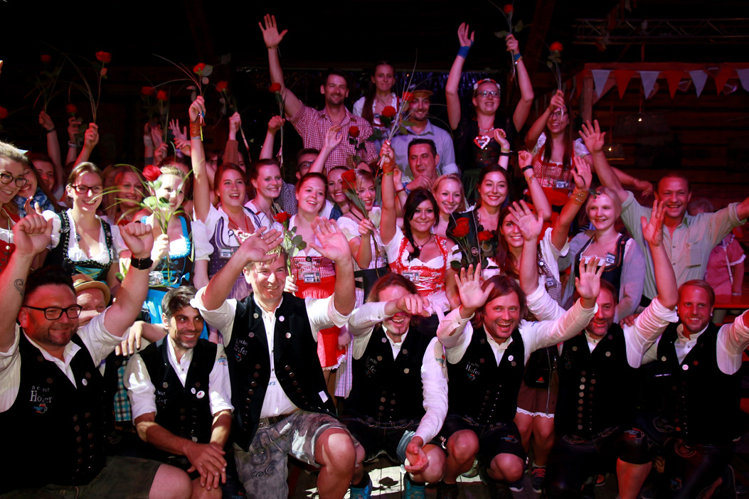 Fotos dieser Veranstaltung: Hofer Volksfest 2016 Auszug der Bedienungen