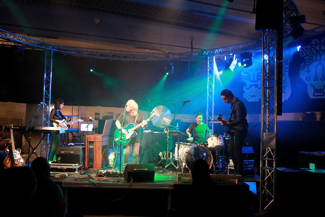 Fotos dieser Veranstaltung: Konzert The Choir und SEA&AIR Hoftexplosion 2 Kunst- und Kulturfestival