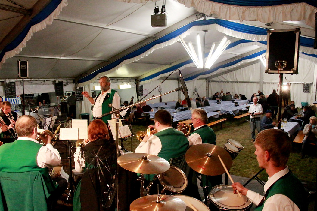 1. Gattendorfer Oktoberfestla Oberhartmansreuther