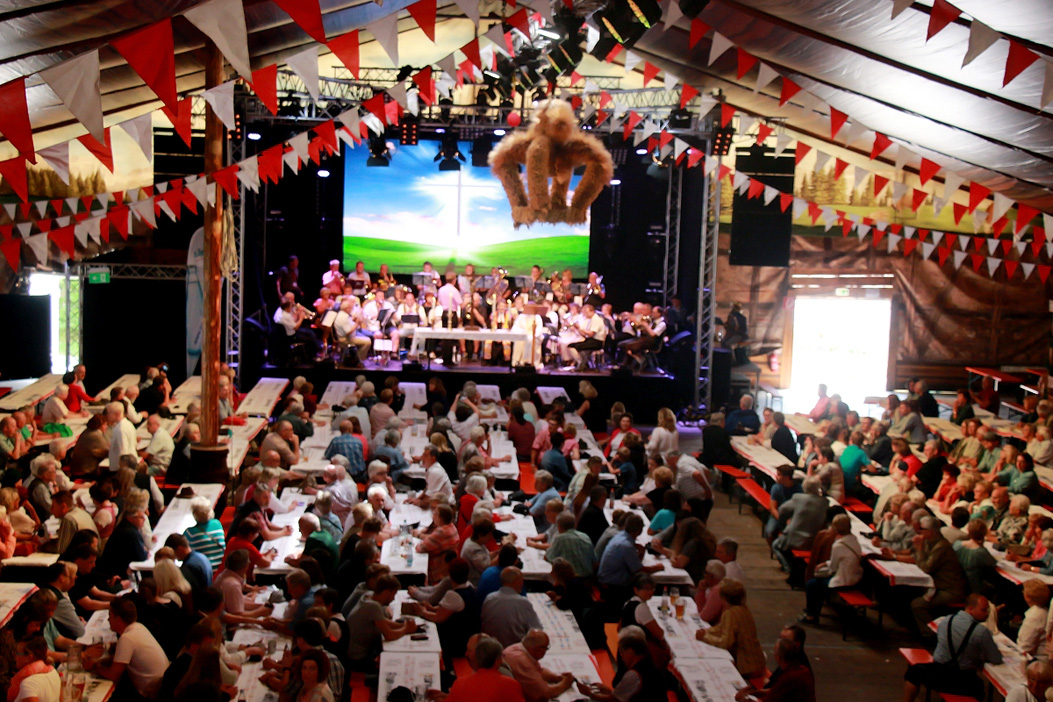 Fotos dieser Veranstaltung: Ökumenischer Gottesdienst Tag 10 Hofer Volksfest 2017