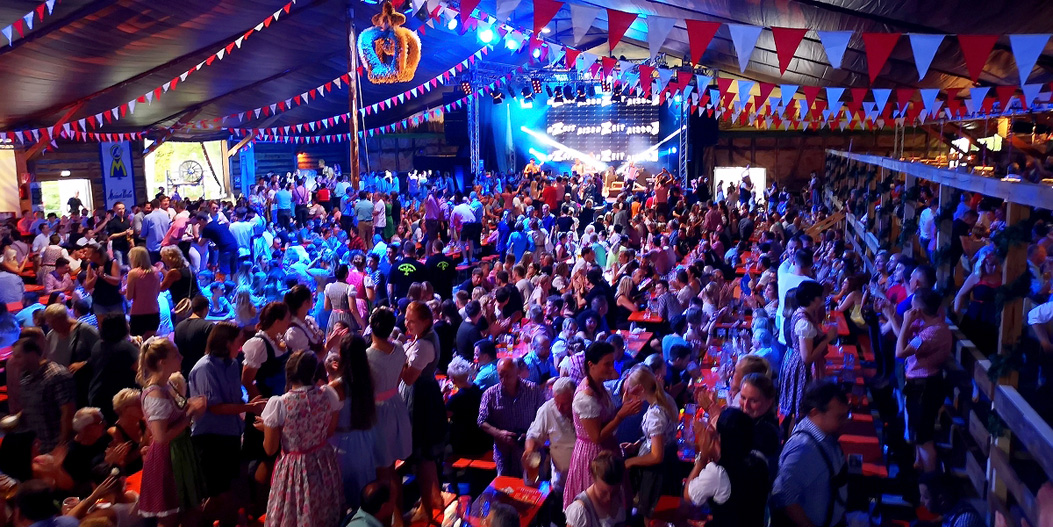 Fotos dieser Veranstaltung: Aischzeit Aetka-Tag Tag 9 Hofer Volksfest 2018