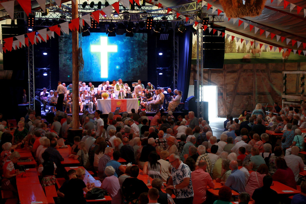 Fotos dieser Veranstaltung: Ökumenischer Gottesdienst Tag 10 Hofer Volksfest 2018