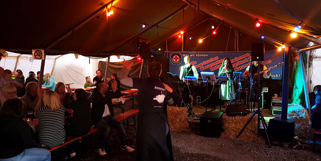 Fotos dieser Veranstaltung: Bierfest der Wasserwacht OG Hof mit Patric & Peter