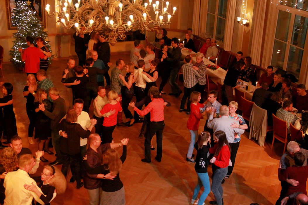 2. Feuerzangenbowle TS Swing 15.12.2019