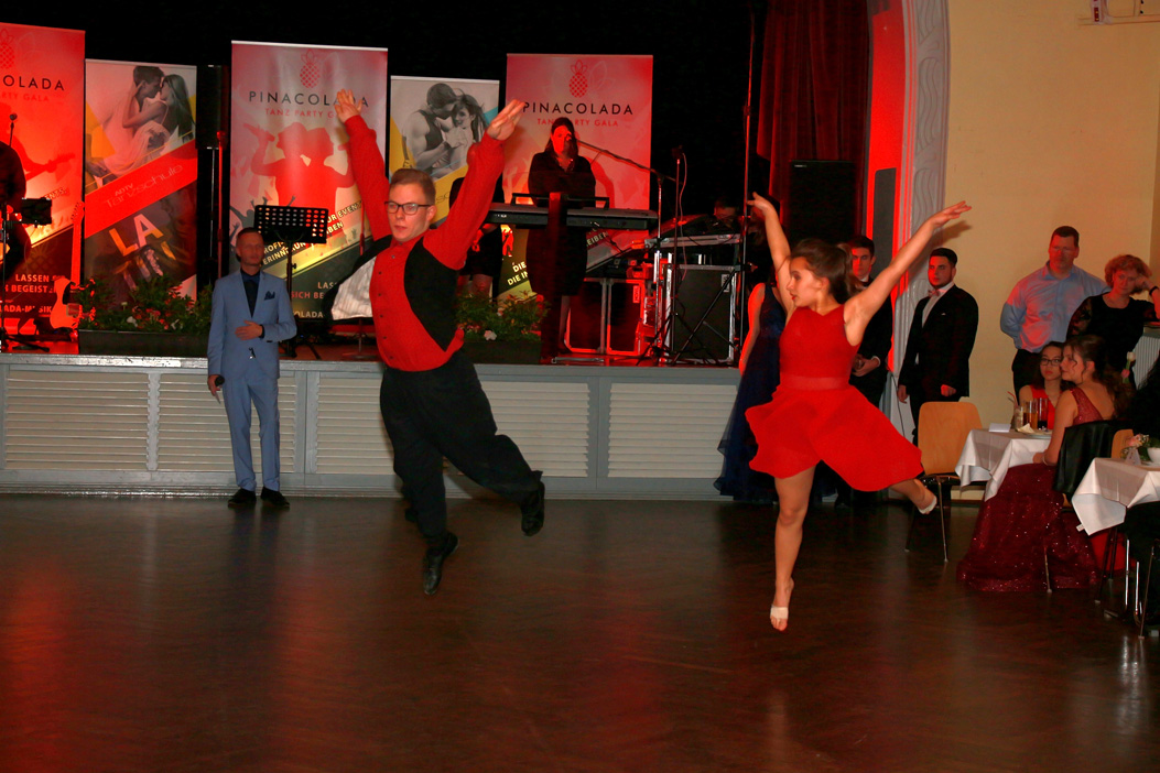 Abschlussball Real und Mittelschule Rehau TS Swing Pinacolada