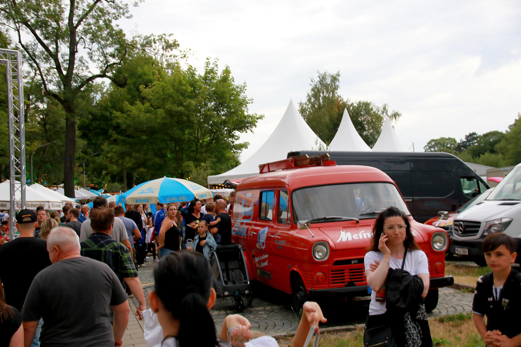 Fotos dieser Veranstaltung: Hofer Volksfest 2022 BIG O Band Freitag