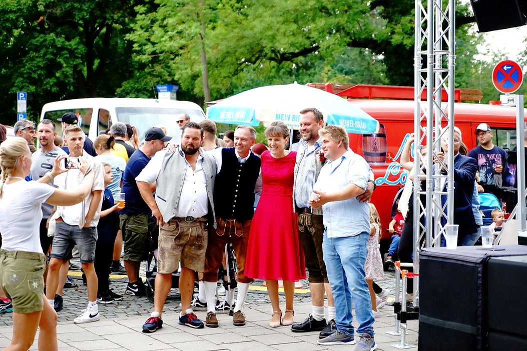 Fotos dieser Veranstaltung: Hofer Volksfest 2022 Bieranstich