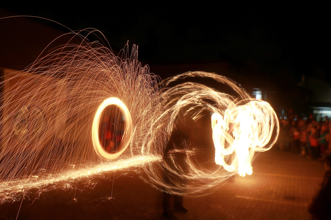 Mittelalterlicher Adventsmarkt Feuershow Sonntag