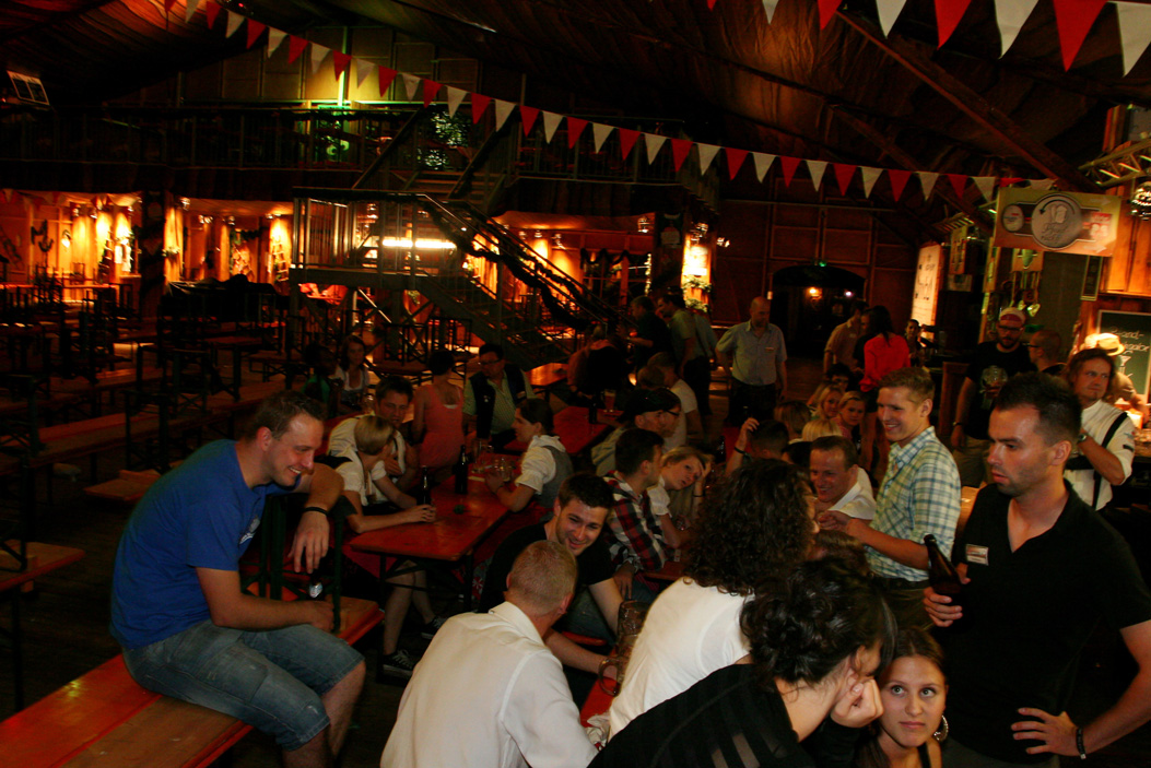 Fotos dieser Veranstaltung: Hofer Volksfest 2013 - 7. Tag Abends Tag der Betriebe mit den Members 