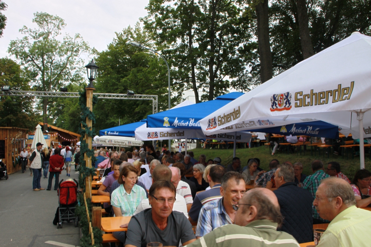 Fotos dieser Veranstaltung: Hofer Volksfest 2014 tag der Betriebe Nachmittag