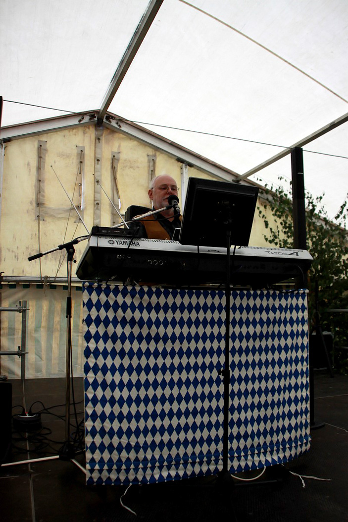 Sommerfest Abend mit Helmut JILG
